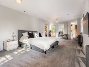 Photo 39- click for photo gallery